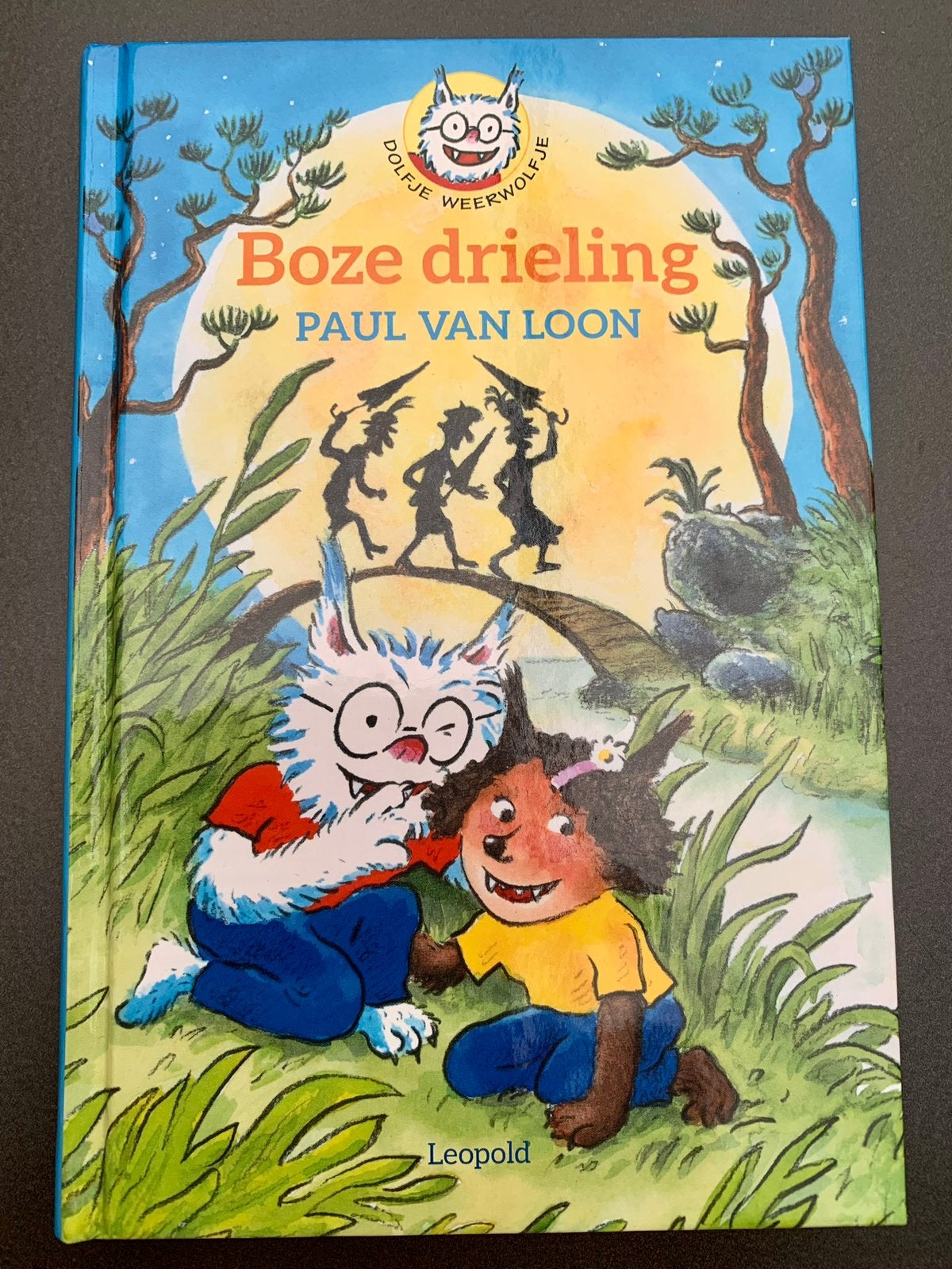 TE KOOP: boze drieling Dolfje Weerwolfje Paul van Loon ZGAN, Ophalen of Verzenden, Zo goed als nieuw, Fictie algemeen