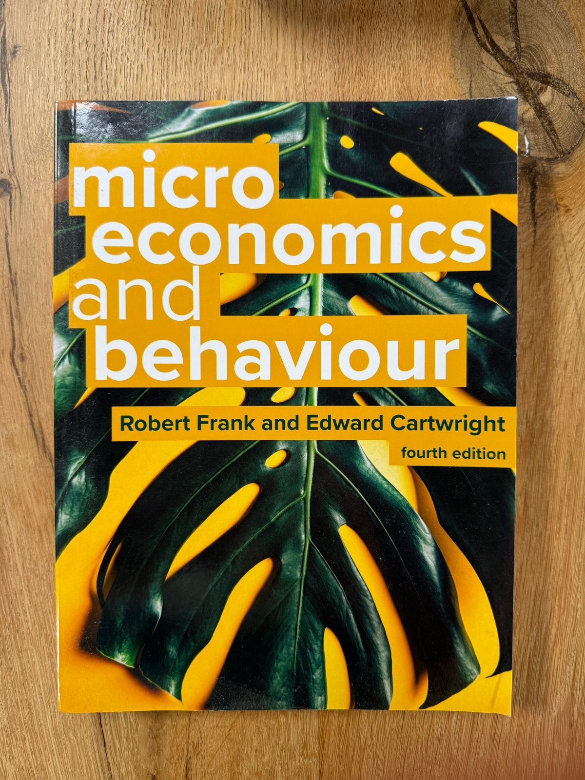 Microeconomics and Behaviour - Robert Frank & Edward Cartwri, Boeken, Ophalen of Verzenden, Gamma, Gelezen, HBO