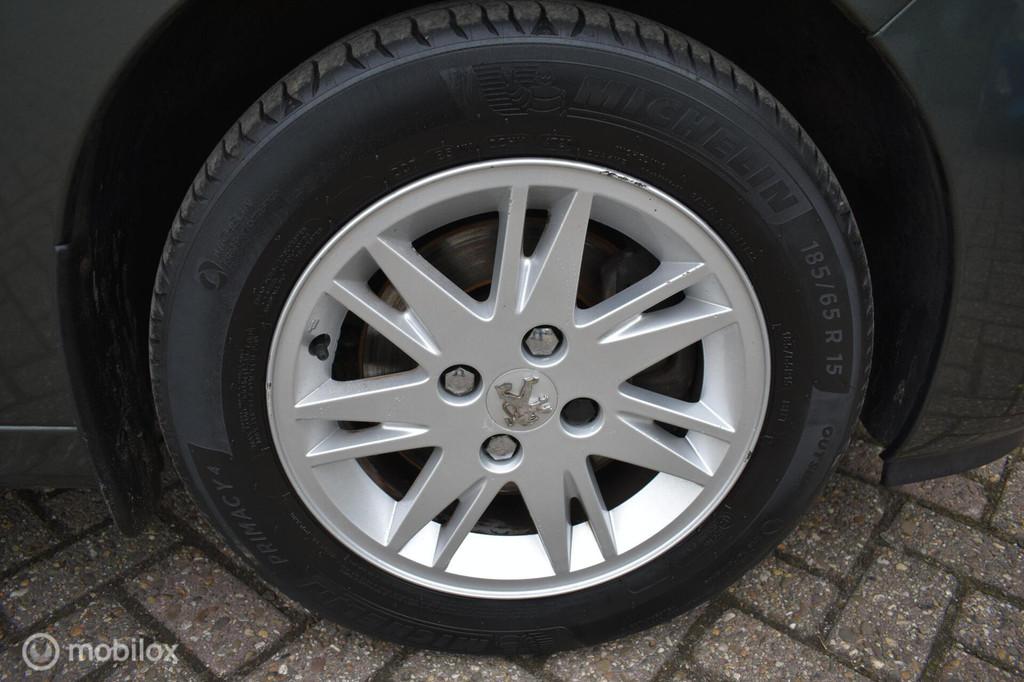 Peugeot 207 1.6 VTi Sublime 5DRS, Airco|Cruise|105 DKM. NAP!, Voorwielaandrijving, Stof, 4 cilinders, Origineel Nederlands