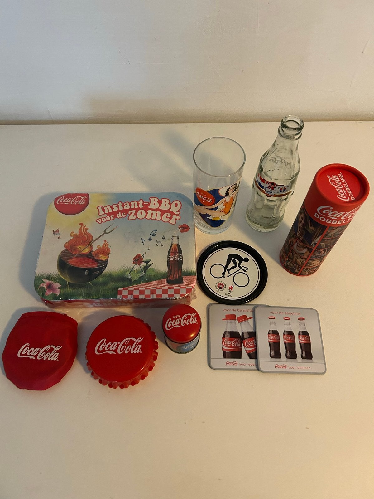 Coca-Cola verzameling: blik, glas, fles, onderzetters, kaars, Ophalen of Verzenden, Gebruikt, Gebruiksvoorwerp