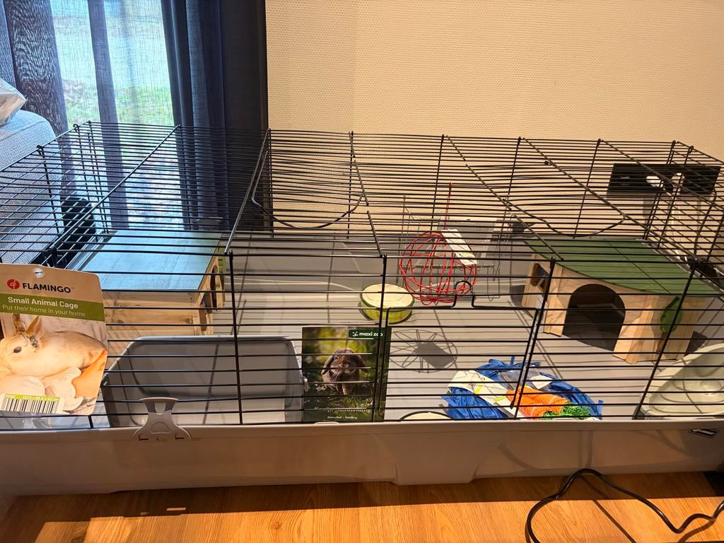 Nieuw konijnenhok inclusief alle accessoires, Minder dan 60 cm, 110 cm of meer, Ophalen of Verzenden, Zo goed als nieuw