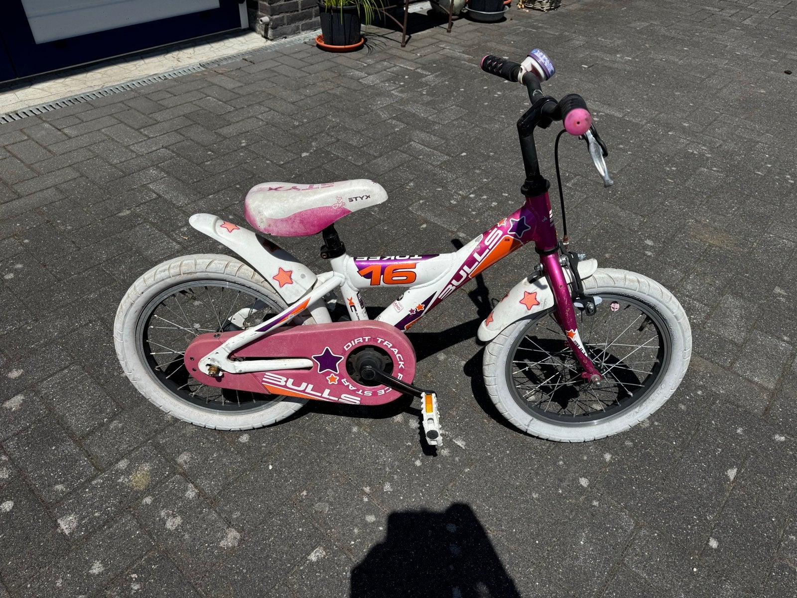 Bulls 16 inch meisjesfiets, Fietsen en Brommers, Fietsen | Kinderfietsjes, Ophalen, Gebruikt, 16 tot 20 inch