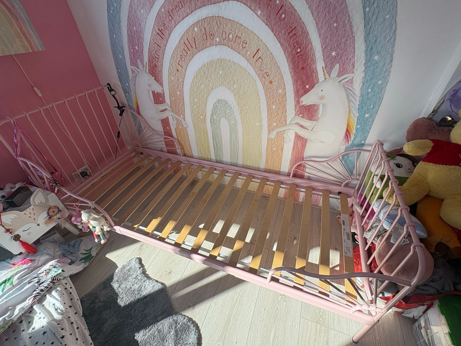 Twee IKEA Minnen meegroeibedden (wit&roze) met lattenbodem, Ophalen, Eenpersoons, Wit, 80 cm