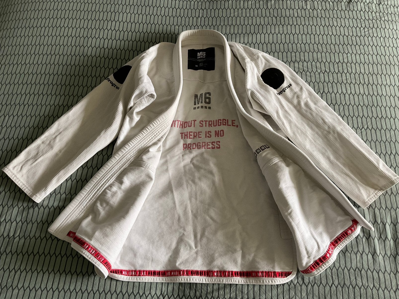 Progress M6 BJJ gi, wit. Maat A1 (lees advertentietekst), Vechtsportpak, Ophalen of Verzenden, Zo goed als nieuw, Jiu-Jitsu