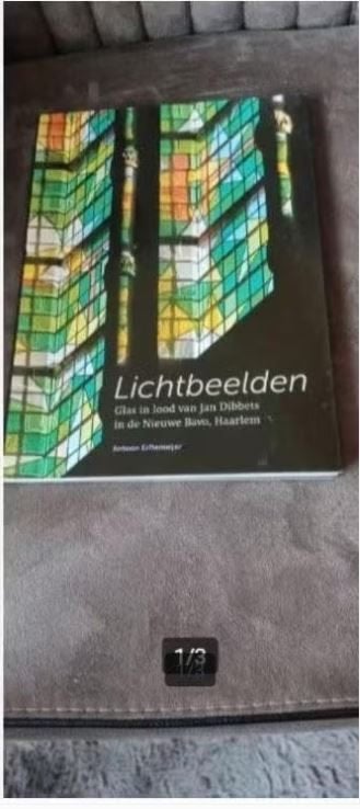 Lichtbeelden glas in lood Jan Dibbets Antoon, Ophalen of Verzenden, Zo goed als nieuw, Overige onderwerpen