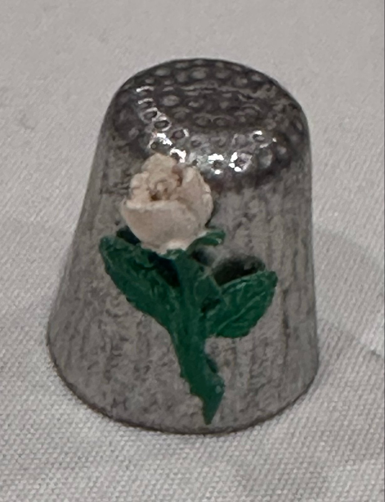 Antieke vingerhoed met roos - "Diana 1961-1997, Ophalen of Verzenden, Gebruikt, Tin, Nederland