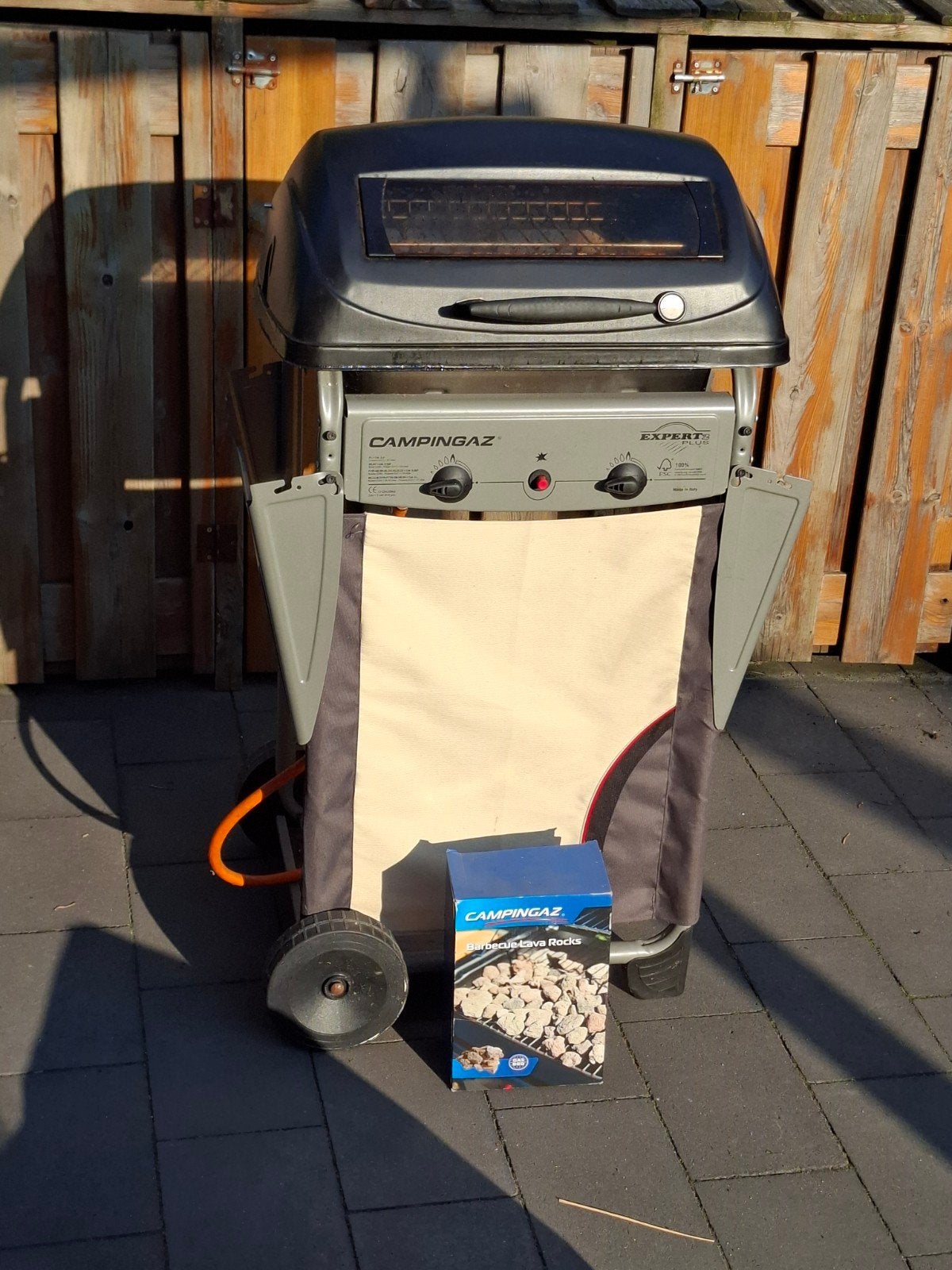 Campingaz Expert 2 Plus BBQ met nieuwe lavastenen, Ophalen, Gebruikt, Campingaz