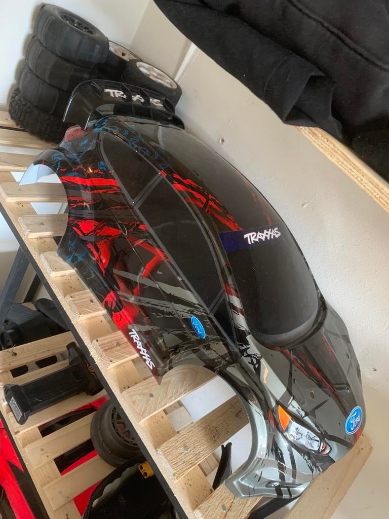 Splinternieuwe traxxas ford fiesta body, Ophalen, Nieuw