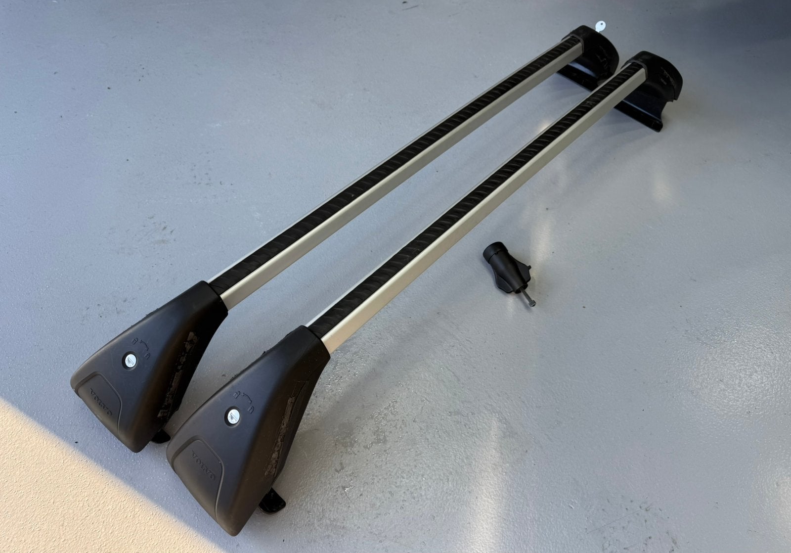 Originele Volvo dakdragers – glad dak – S60 / V60, Ophalen of Verzenden, Zo goed als nieuw