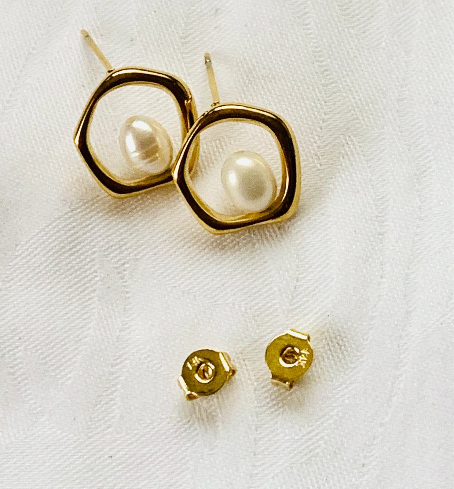 Gouden Oorbellen met Witte Rijst Parel - 14k Pousette Sluiti, Wit, Nieuw, Ophalen of Verzenden, Met edelsteen