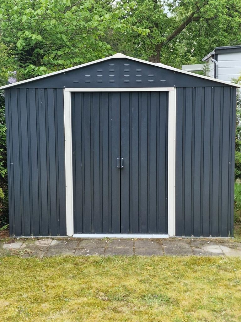 Mooie stalen schuur van twee jaar oud, 250 tot 500 cm, Schuur, Ophalen of Verzenden, Zonder ramen