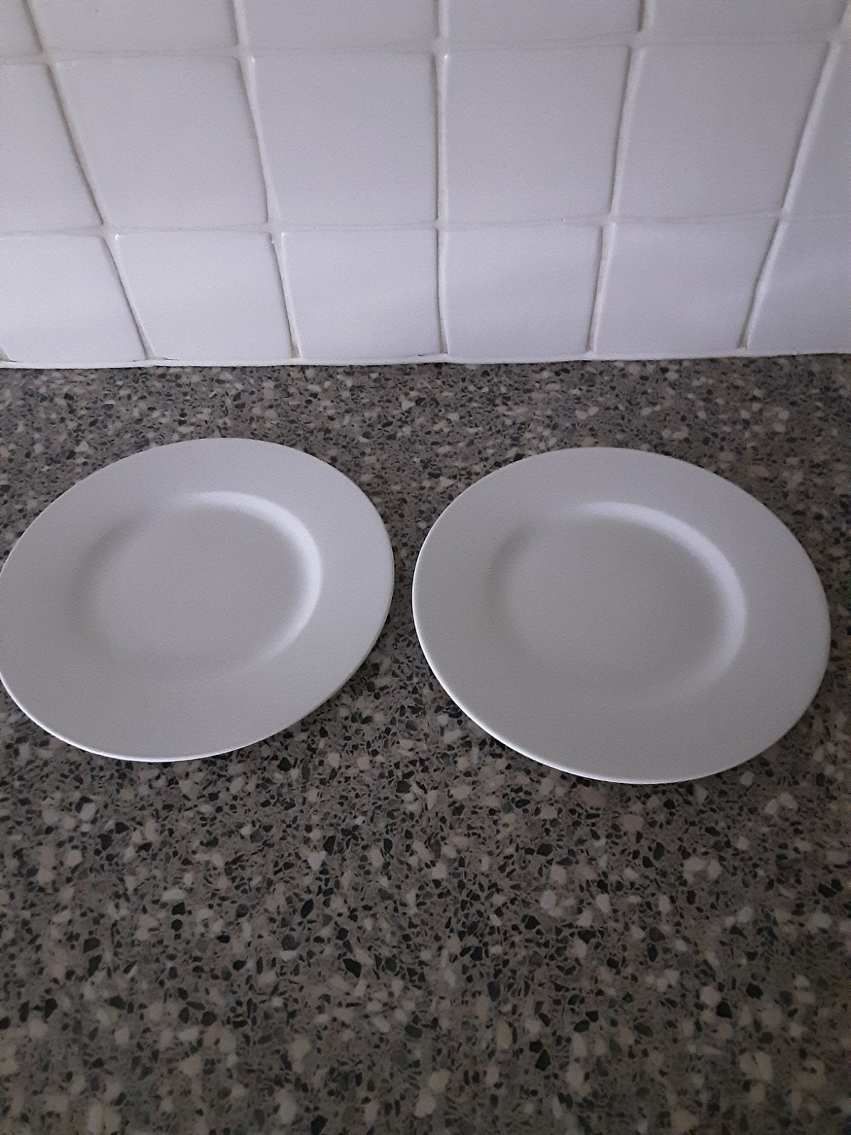 2 ontbijtbordjes villeroy en boch. Porselein. zgan., Villeroy & Boch, Ophalen of Verzenden, Zo goed als nieuw, Bord(en)