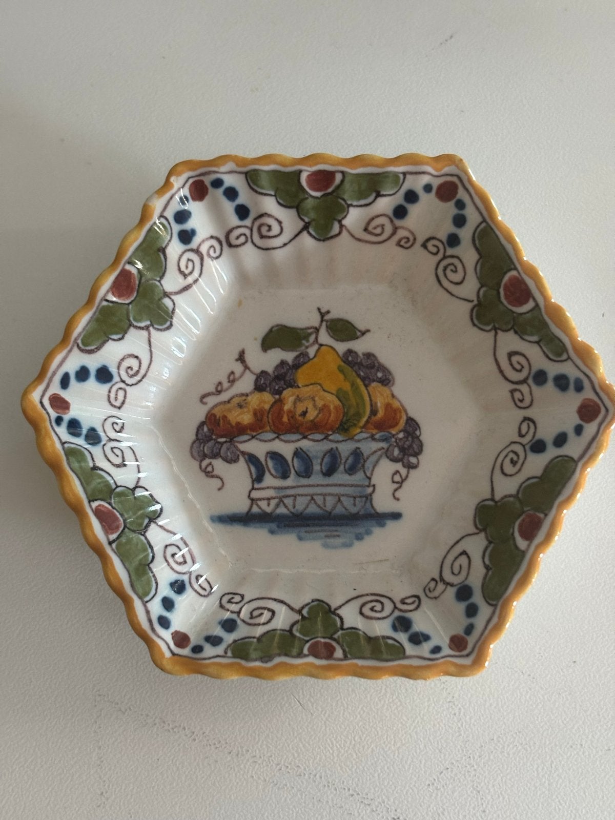 Makkum Tichelaar Fruitschaal Hexagonaal, Ophalen of Verzenden