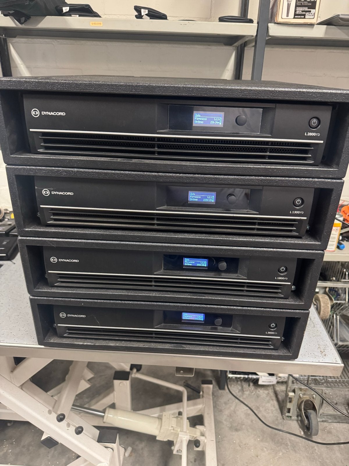 Dynacord L1300FD en L1800FD DSP Versterkers, 120 watt of meer, Ophalen, Overige merken, Gebruikt