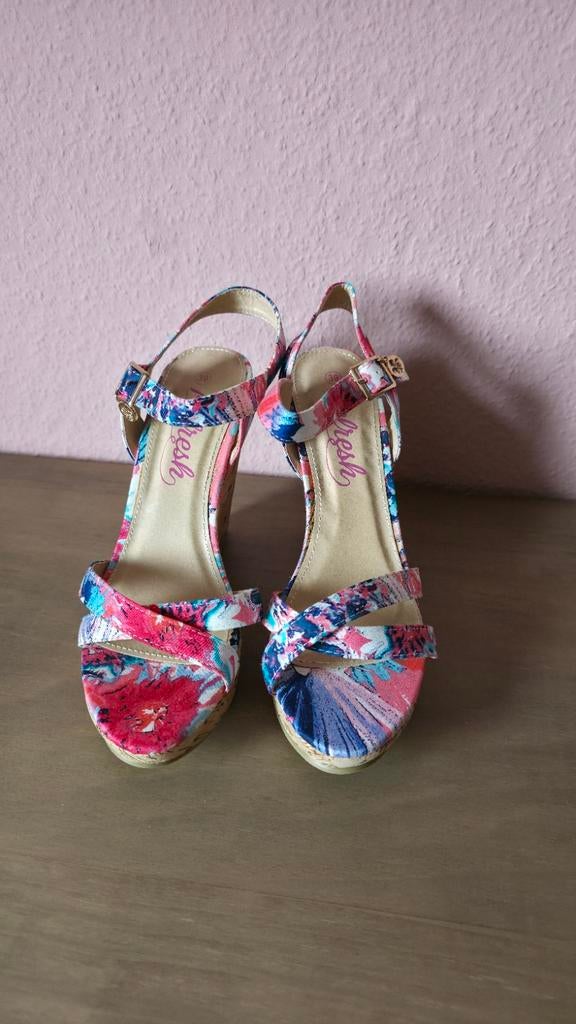 Refresh sleehak sandalen – maat 39 -, Overige kleuren, Verzenden, Nieuw, Sandalen of Muiltjes