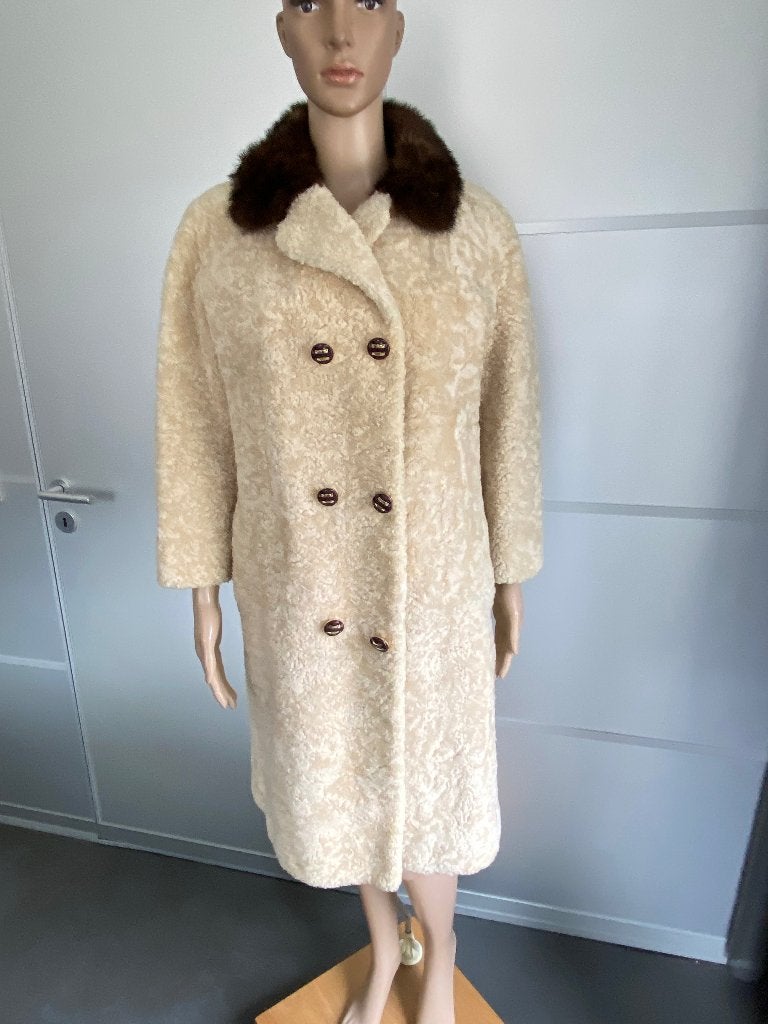 K296 Vintage lange echte bontjas maat 40=M/L winterjas jas, Kleding | Dames, Maat 38/40 (M), Beige, Knoblauch, Ophalen of Verzenden