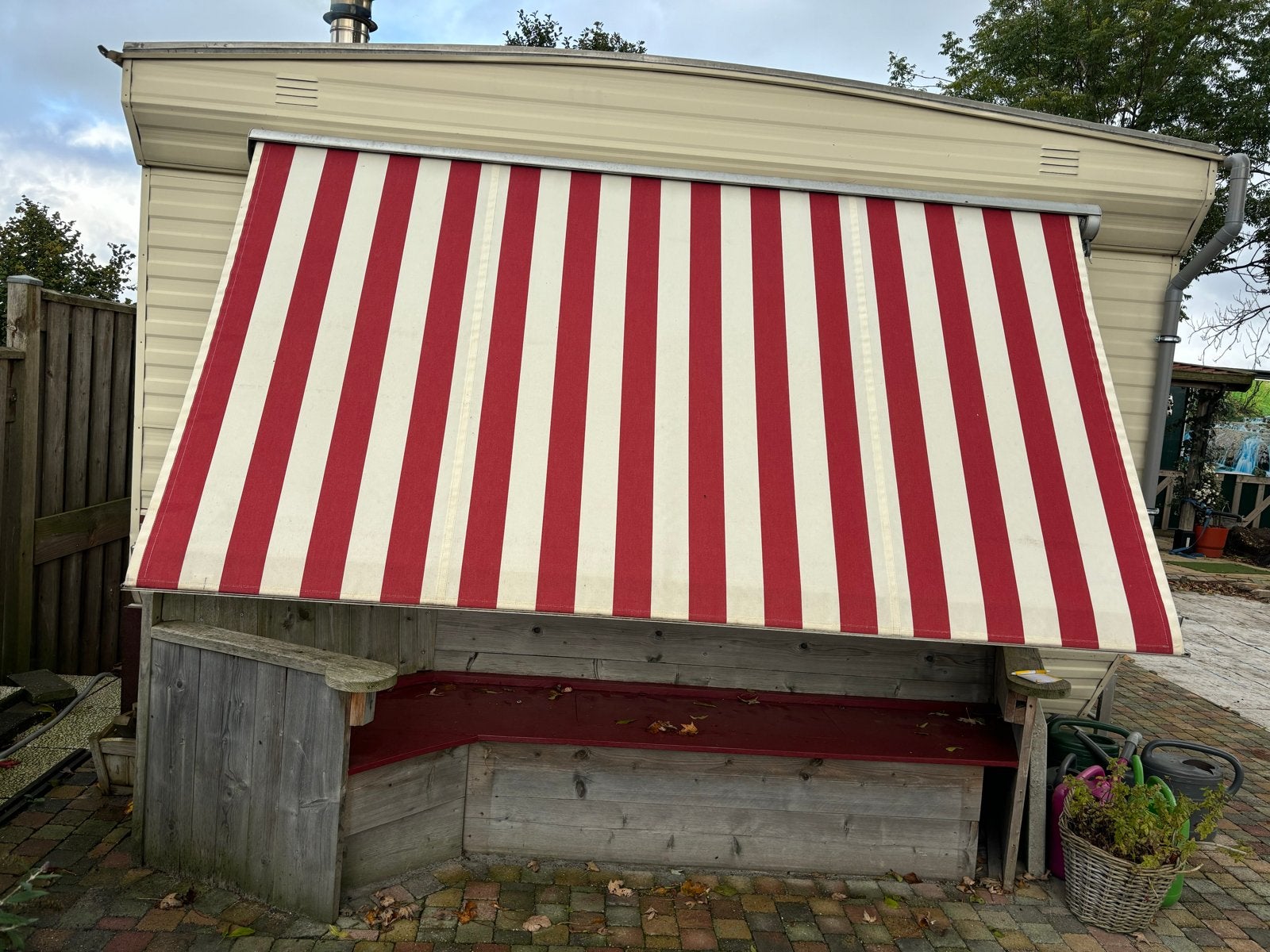 Mooi uitvalscherm voor caravan of chalet 3 x, Ophalen, Gebruikt, 250 cm tot 450 cm, Uitvalscherm