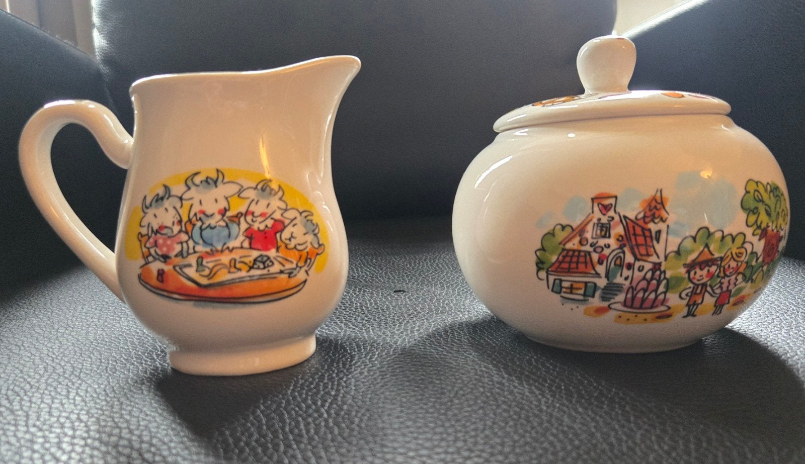 Efteling Blond Amsterdam suikerpot en melkkan, Ophalen, Zo goed als nieuw, Gebruiksvoorwerp