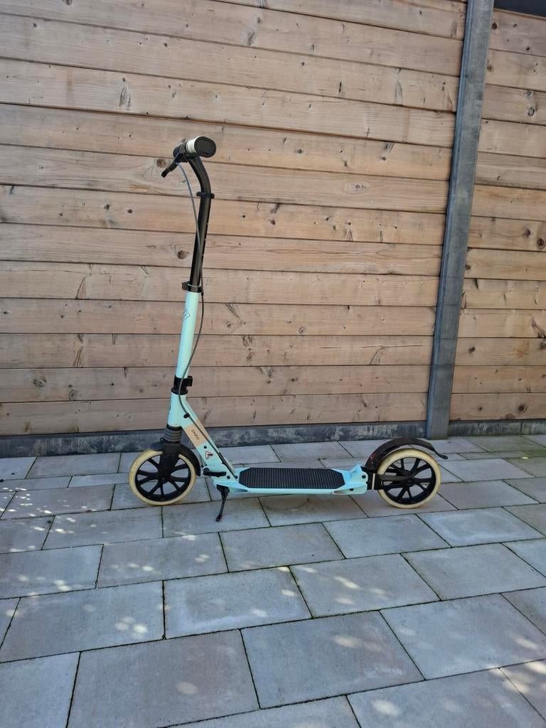 Stijlvolle step in mintgroen - Zo goed als nieuw, Fietsen en Brommers, Steps, Zo goed als nieuw, Gewone step, Ophalen