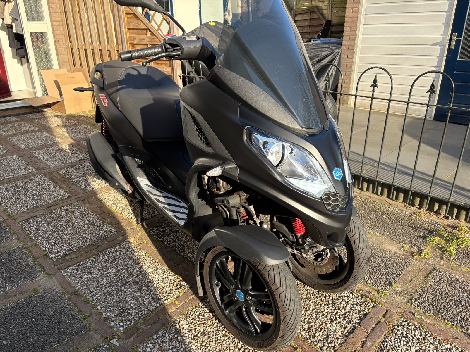 Piaggio MP3 300 HPE Sport. 2022, Ophalen, Overige modellen, 300 cc, Zo goed als nieuw