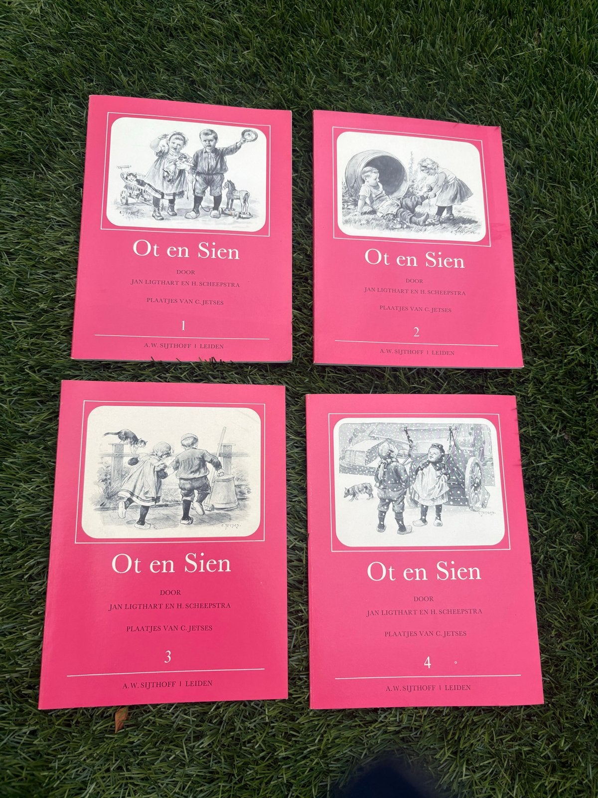 Ot en Sien - Complete set van 4 boeken (1976), Ophalen of Verzenden, Gelezen, Fictie algemeen