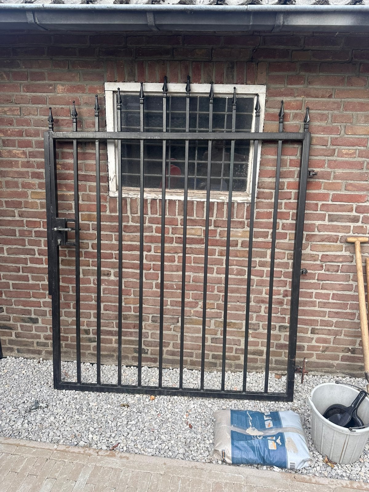 Ijzeren poort !moet weg!, Ophalen, Zo goed als nieuw, IJzer, Sierhekwerk