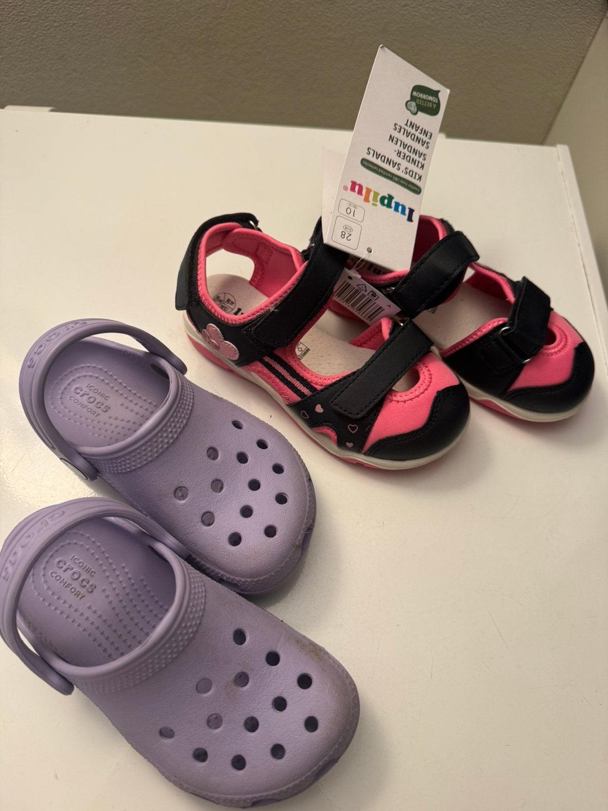 Crocs en sandalen meisje, Kinderen en Baby's, Kinderkleding | Schoenen en Sokken, Meisje, Overige typen, Nieuw, Ophalen of Verzenden