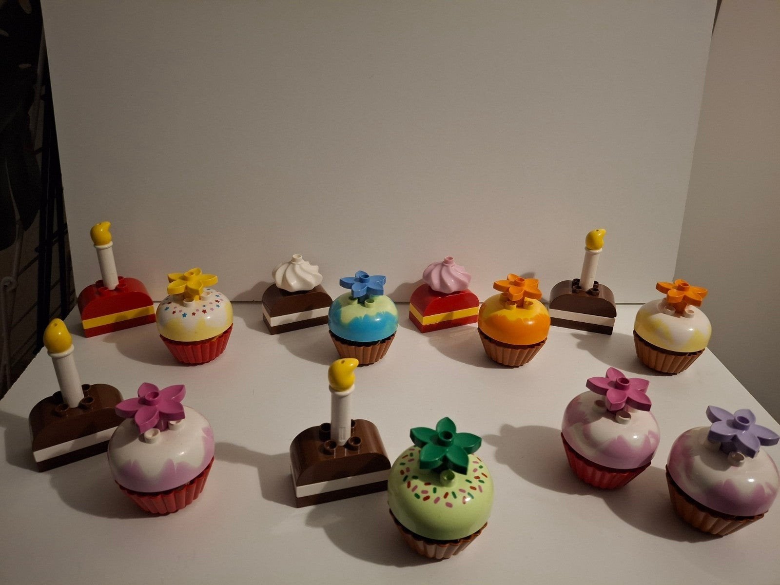 Heel veel Duplo cupcakes & taartjes. Met kaarsjes, slagroom, Ophalen of Verzenden, Duplo