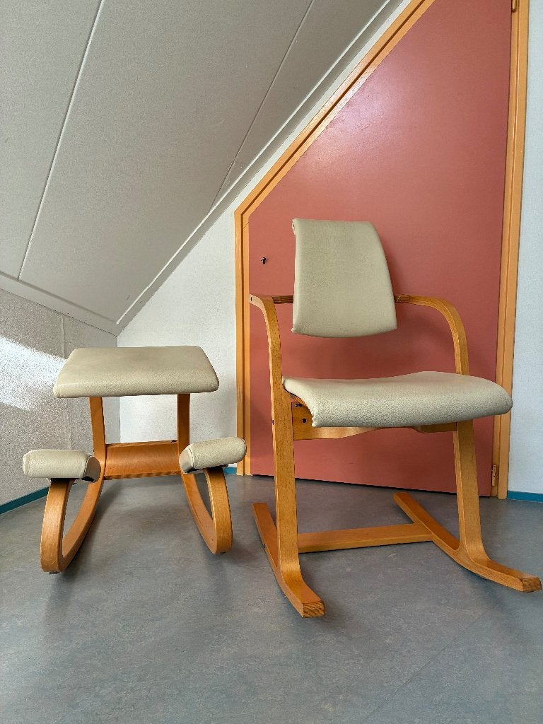 Varier Balans Kniestoel Stokke, Huis en Inrichting, Ophalen, Gebruikt, Wit, Bureaukruk