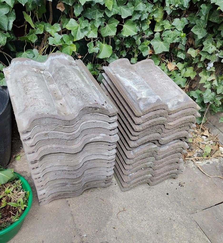 Dakpannen (40) & kantpannen (5), Ophalen, Steen of Klei, Minder dan 5 m², Dakpannen