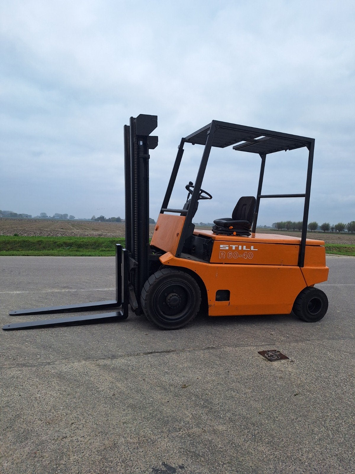 Heftruck still R 60-40 gereserveerd, Zakelijke goederen, Machines en Bouw | Heftrucks en Intern transport, Heftruck, Elektrisch