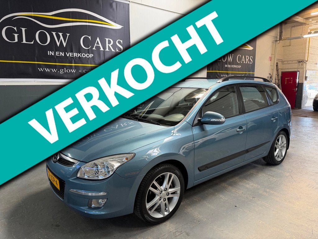 Hyundai I30 CW 2.0i i-Catcher |AIRCO|AUT|CRUISE|TREKHAAK|STO, Auto's, Hyundai, Gebruikt, Zwart, Blauw, Leder en Stof