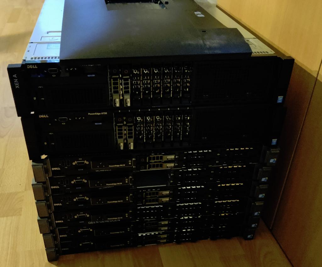 Partij van 8 Dell Poweredge R610/R730/R430 Servers 12-5, Ophalen, Zo goed als nieuw, 8 GB, 2 tot 3 Ghz