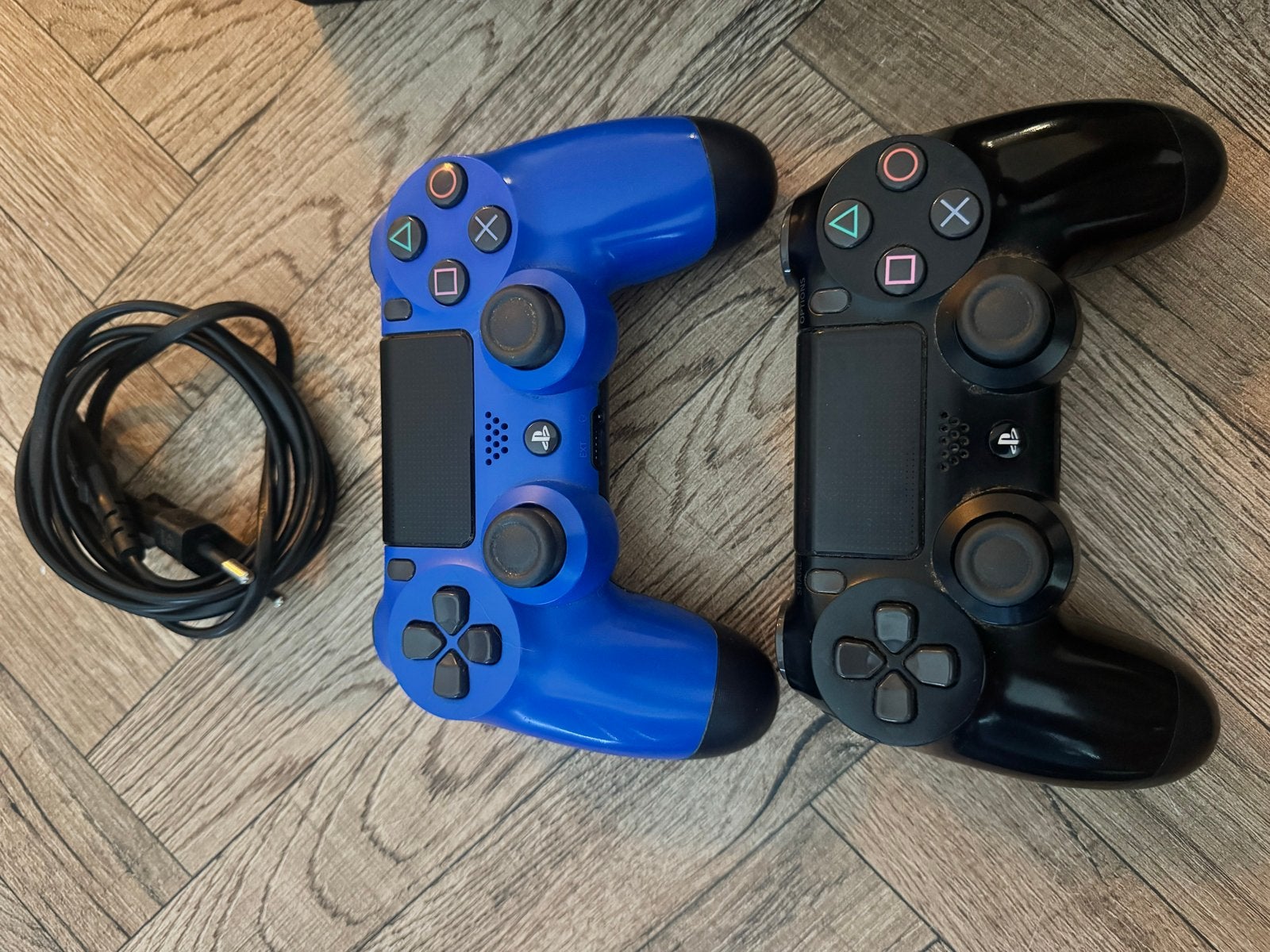 PlayStation 4 met 2 controllers (disc drive defect), Ophalen, Gebruikt, Met 2 controllers, Original