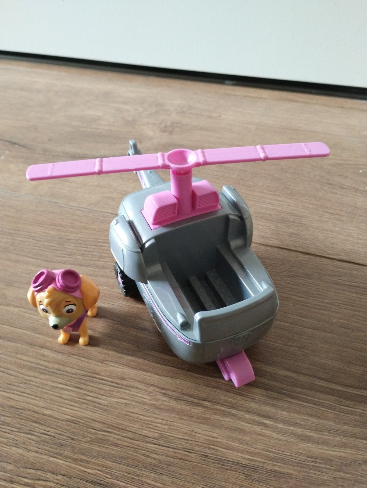 Paw Patrol Skye Helikopter met figuur, Ophalen of Verzenden, Zo goed als nieuw