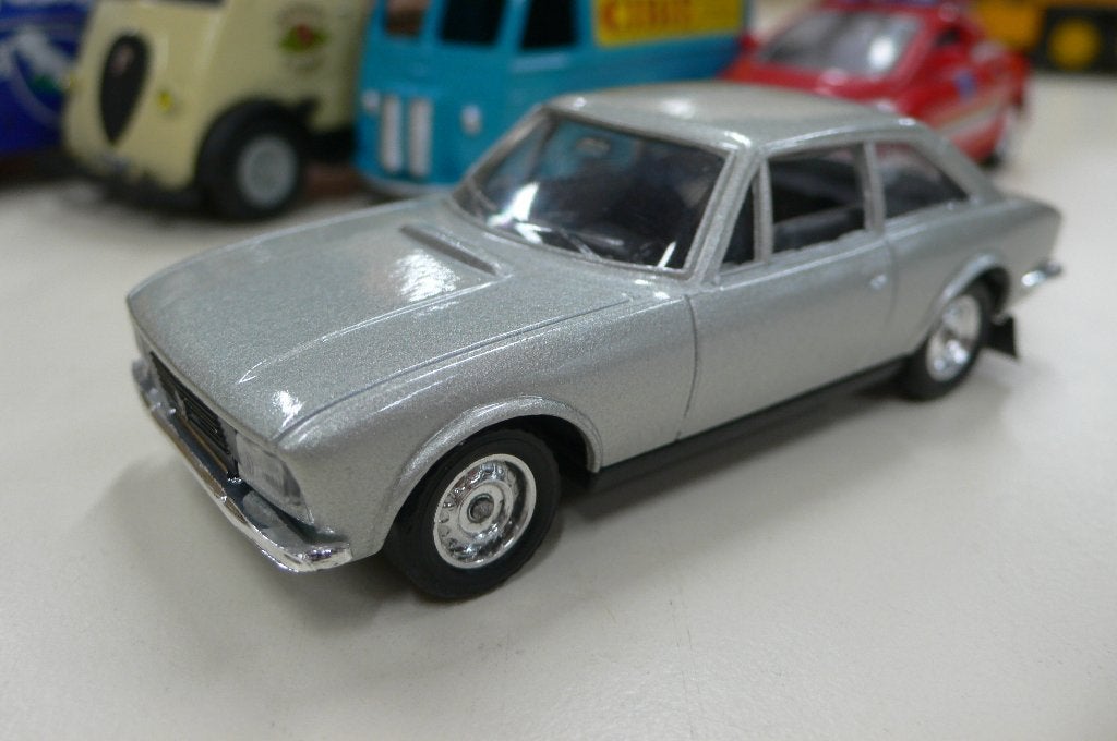 peugeot 504 coupe - solido  1/43, Hobby en Vrije tijd, Modelauto's | 1:43, Nieuw, Auto, Solido, Verzenden