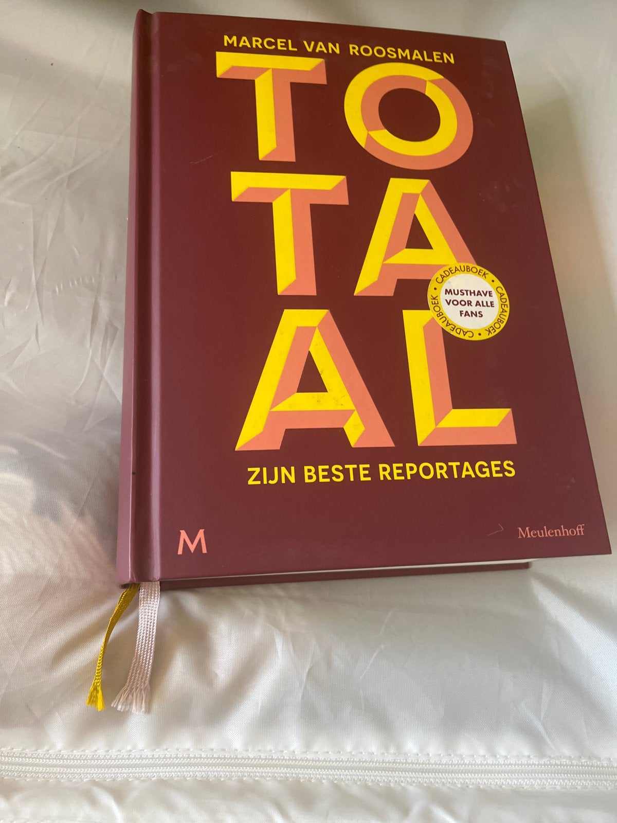 Marcel van Roosmalen - Totaal: Zijn Beste Reportages, Ophalen of Verzenden, Zo goed als nieuw, Nederland