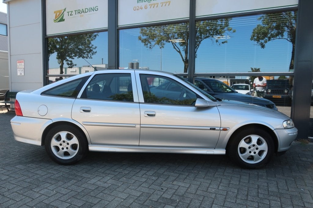Opel Vectra 1.6-16V Diamond 100 Edition (Unieke auto, unieke, foto 5