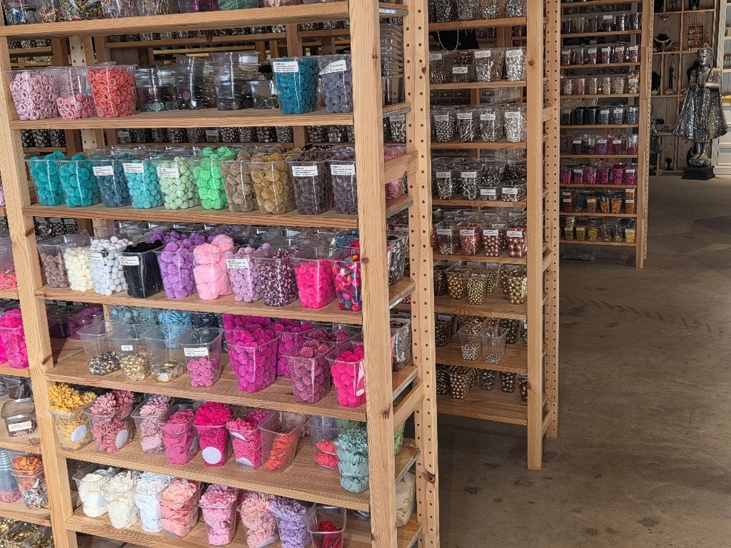 Mega kralenuitverkoop 28 juni a.s. bij Kralenhandel, Ophalen, Nieuw, Kraal