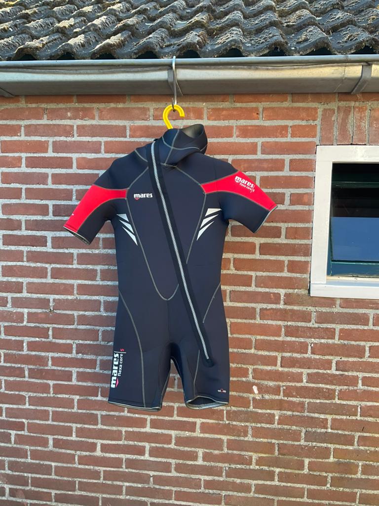 Shorty Mares Flexa Core 5, met frontrits en vaste kap., Watersport en Boten, Duiken, Ophalen of Verzenden, Zo goed als nieuw, Duikpak