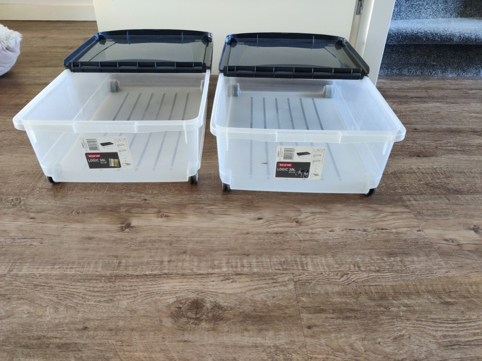 Twee Curver opbergdozen op wieltjes 30L rollerdozen zgan, Ophalen, Doos, 50 tot 75 cm, Minder dan 35 cm
