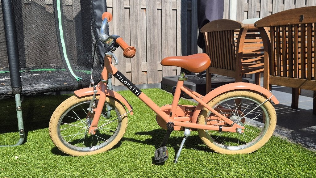 Nette Veloretti Maxi Blazing Salmon 16 inch met zijwieltjes, Fietsen en Brommers, Ophalen, Terugtraprem, Zijwieltjes, Veloretti