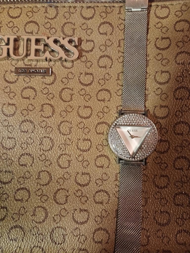 Guess dames horloge, Sieraden, Tassen en Uiterlijk, Horloges | Dames, Ophalen of Verzenden, Zo goed als nieuw, Staal, Guess