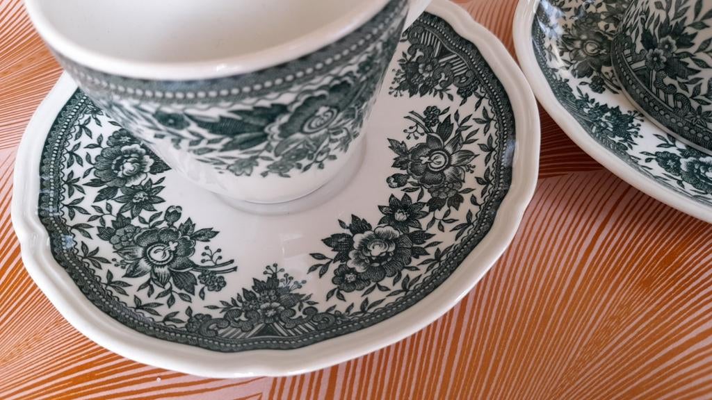 Kop en schotel Villeroy &Boch, Antiek en Kunst, Antiek | Servies los, Ophalen of Verzenden