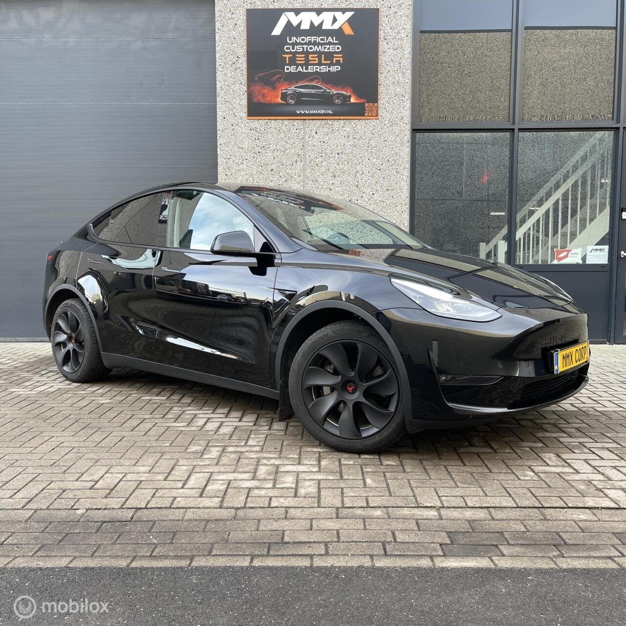 Tesla Model Y Long Range RWD +MMX PACK+IAP+HW4+WRAP+SOH95.9%, Auto's, Automaat, Achterwielaandrijving, Gebruikt, Zwart