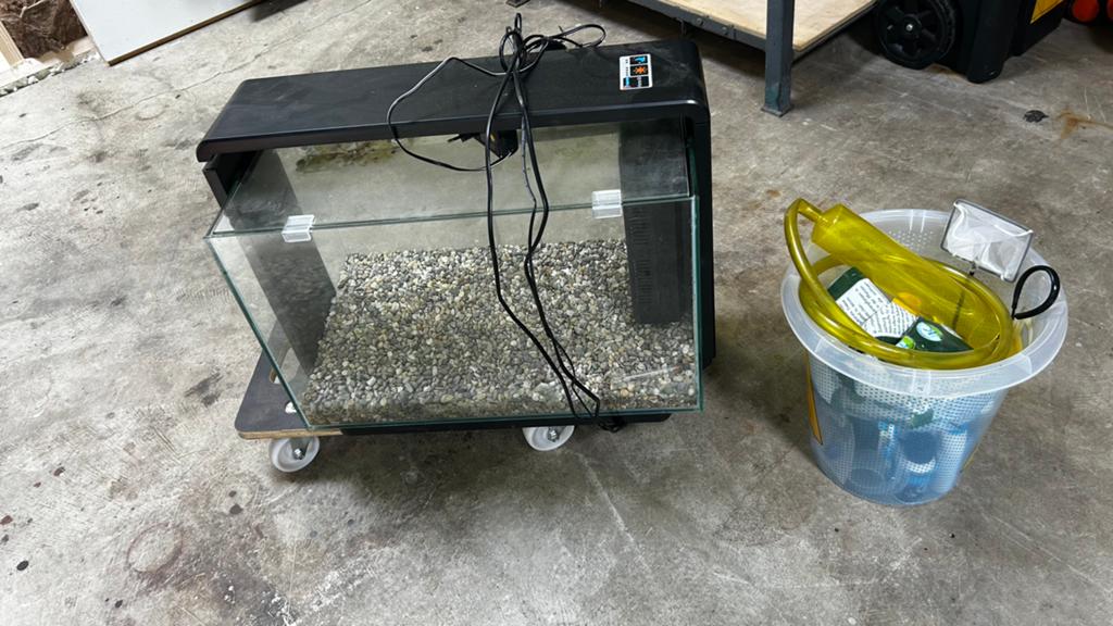 Mooi gebruikt aquarium, Dieren en Toebehoren, Vissen | Aquaria en Toebehoren, Ophalen of Verzenden, Zo goed als nieuw, Leeg aquarium