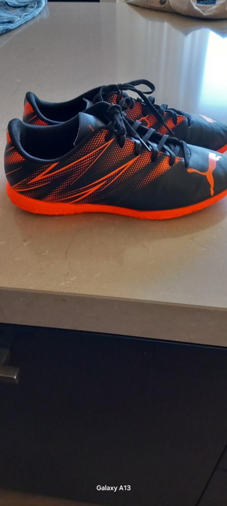 Zaalschoenen, Ophalen of Verzenden, Zo goed als nieuw, Overige typen, Overige merken