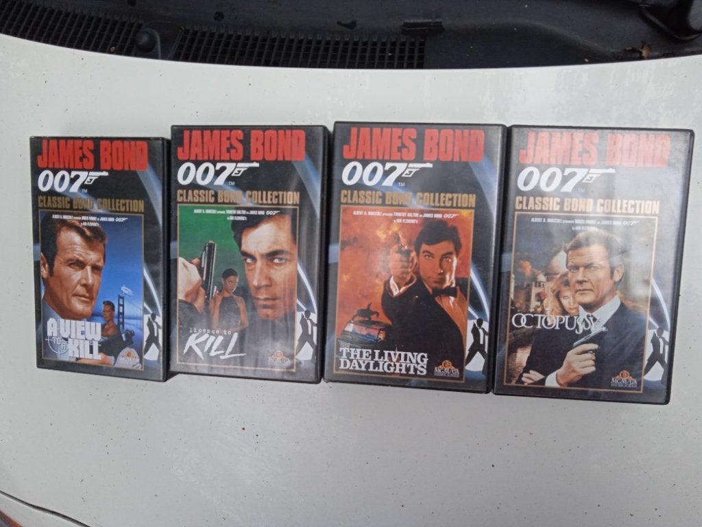 James Bond videobanden 16 stuks, Cd's en Dvd's, VHS | Film, Ophalen, Nederlands ondertiteld, Engels, Zo goed als nieuw