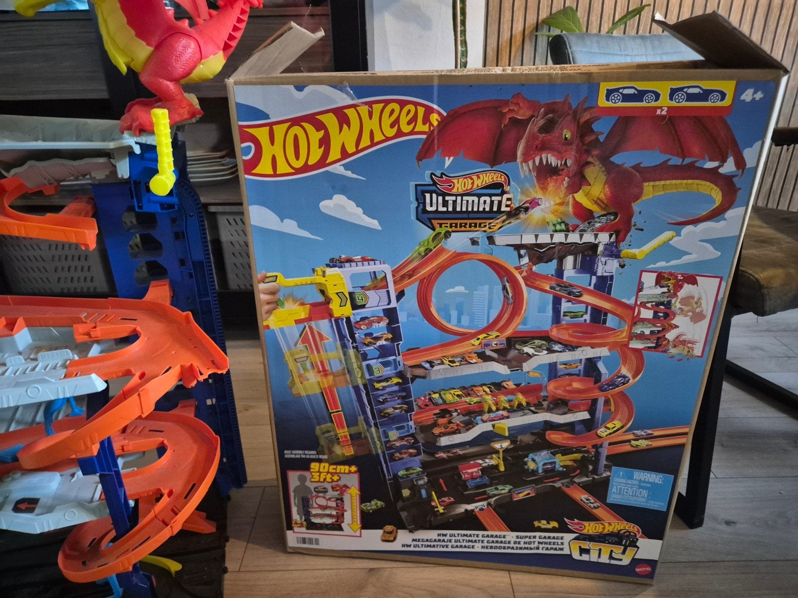 Hot Wheels Ultimate Garage Racebaan met Draak, Racebaan, Ophalen of Verzenden, Zo goed als nieuw, Hot Wheels
