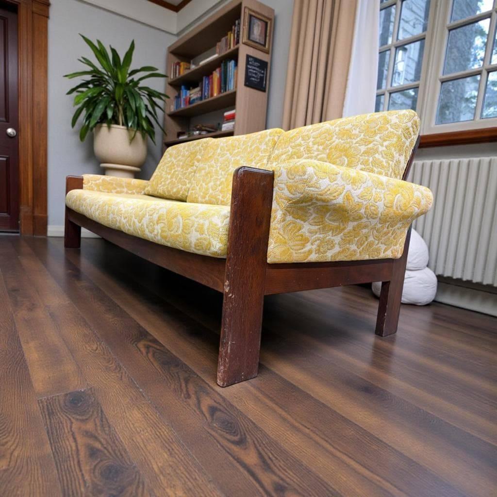 Vintage houten zetel / canapé / fauteuil met geel accent, Ophalen